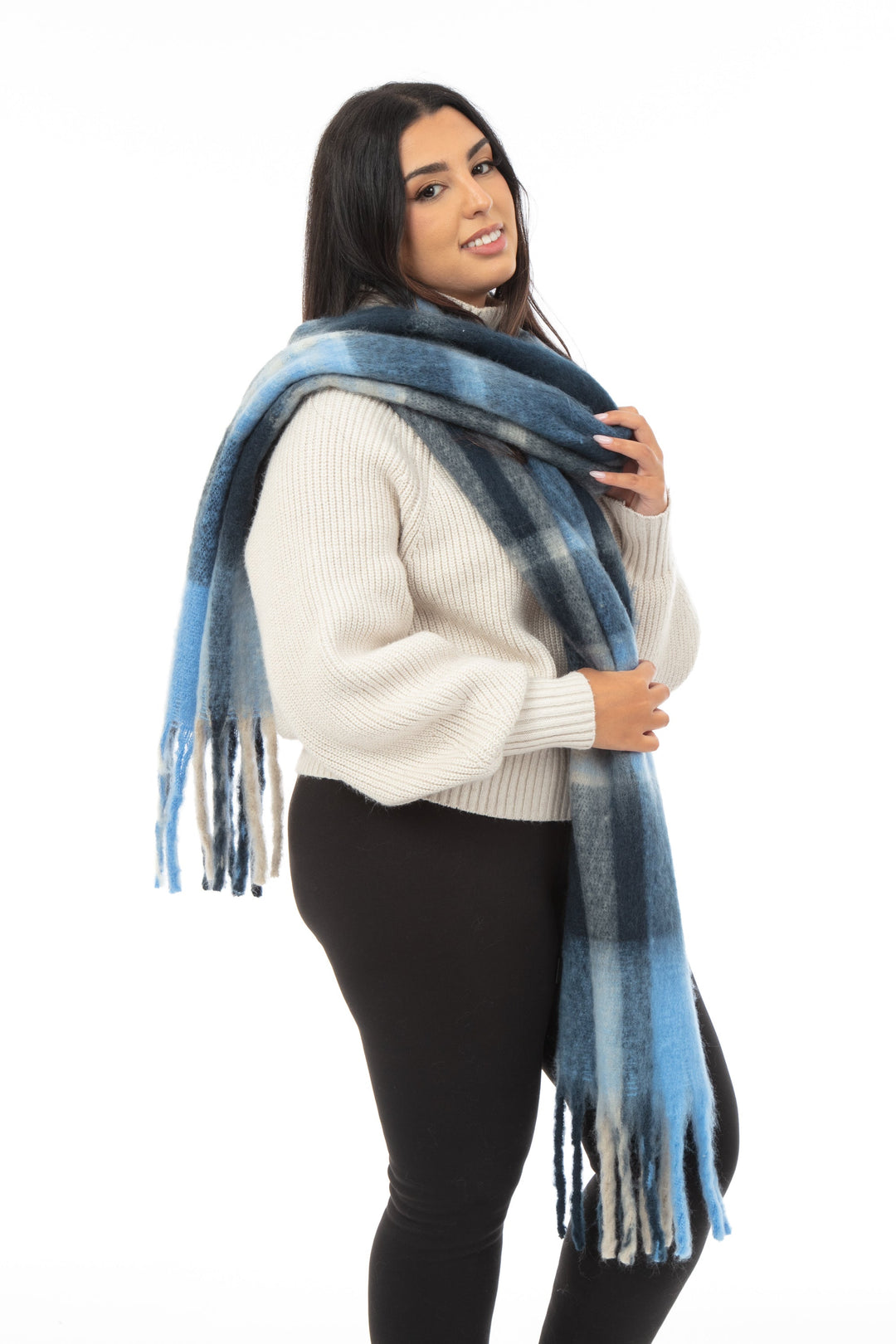 Tonya - Bouclé Scarf