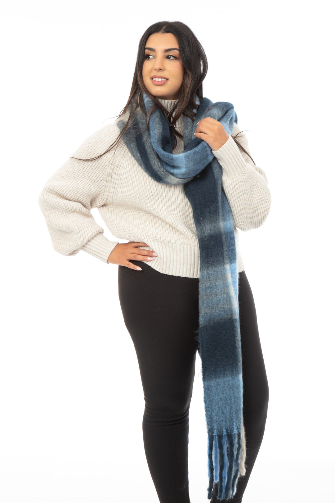 Tonya - Bouclé Scarf