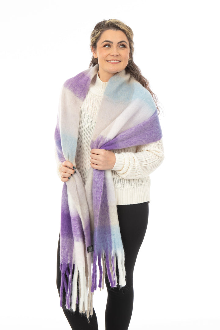 Starla - Bouclé Scarf