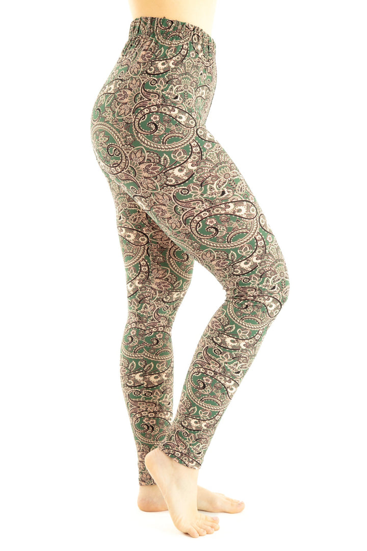 Dark Green Paisley - All Season