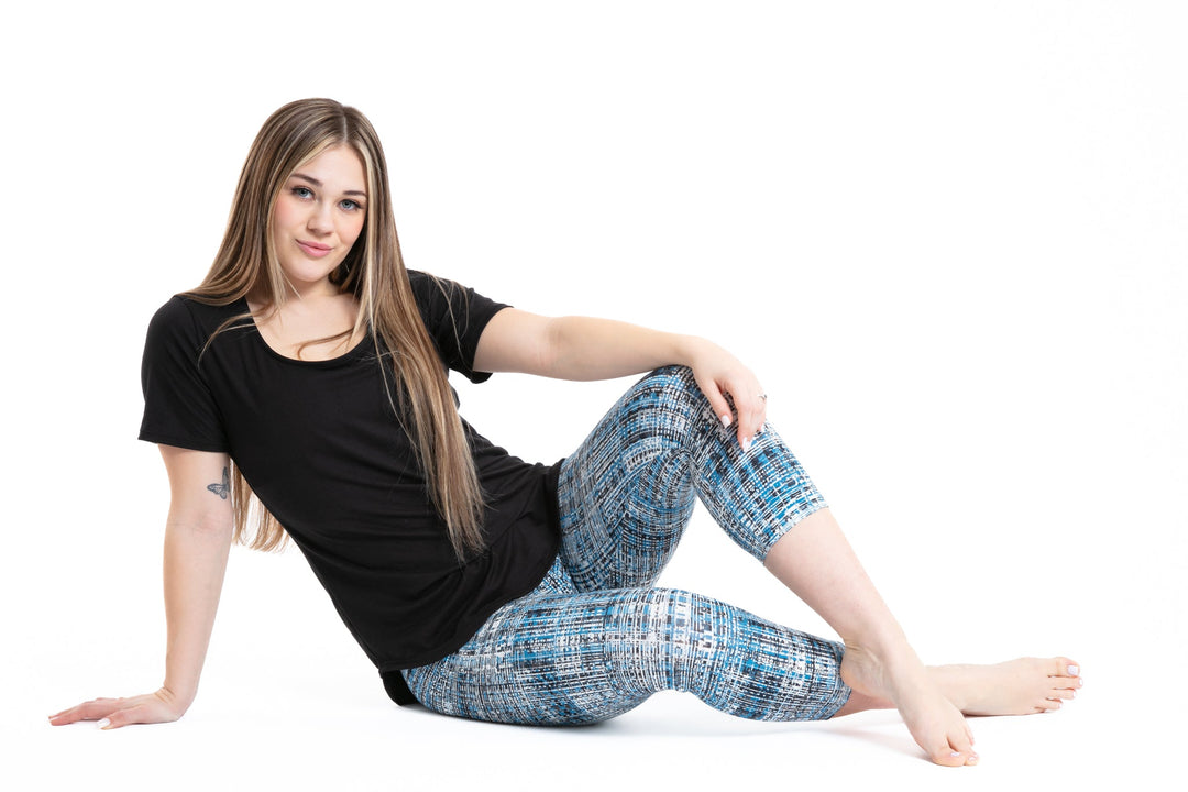 Blue Vintage Lines - Capris