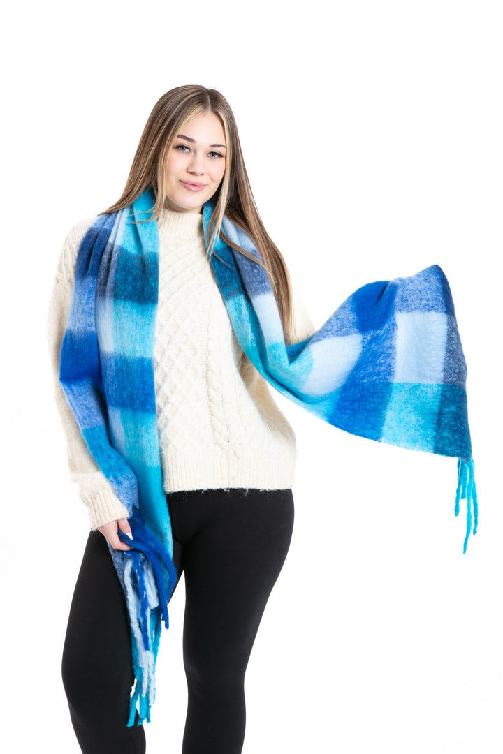 Keila - Bouclé Scarf