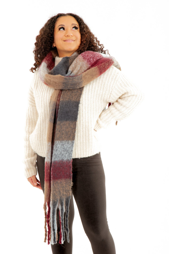 Cadilyn - Bouclé Scarf